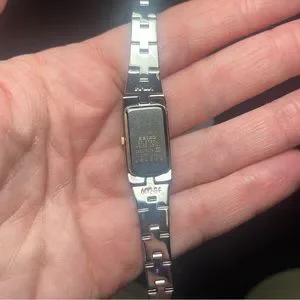 BNIB LADIES SEIKO BRACELET TIMEPIECE NEVER TOUCHED PRIOR TO LISTING Seiko | Accessories | Bnib Ladies Seiko Bracelet Timepiece  main image 2